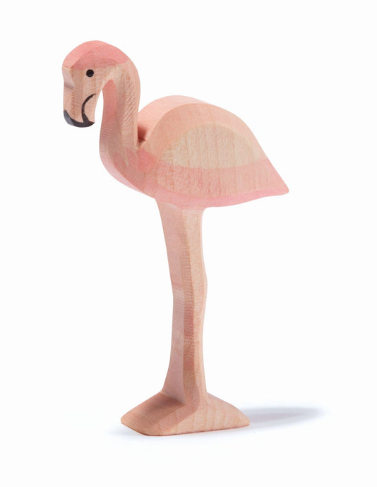 Flamingo Spielfigur aus Holz von Ostheimer