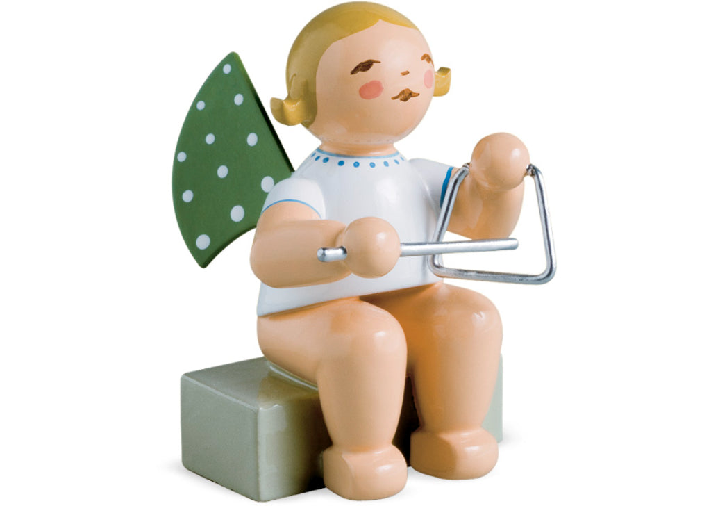 Engel mit Triangel, sitzend von Wendt & Kühn
